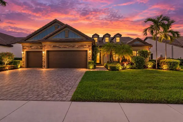 16293 Camden Lakes Circle, NAPLES, FL 34110