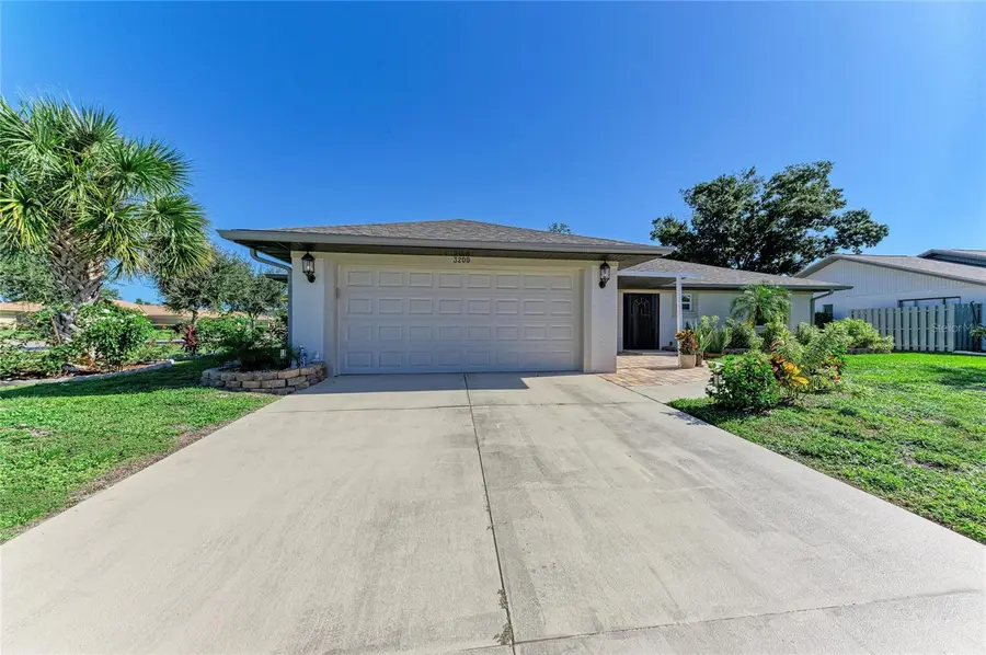 3200 Meadow Run Drive, Venice, FL 34293 - #2