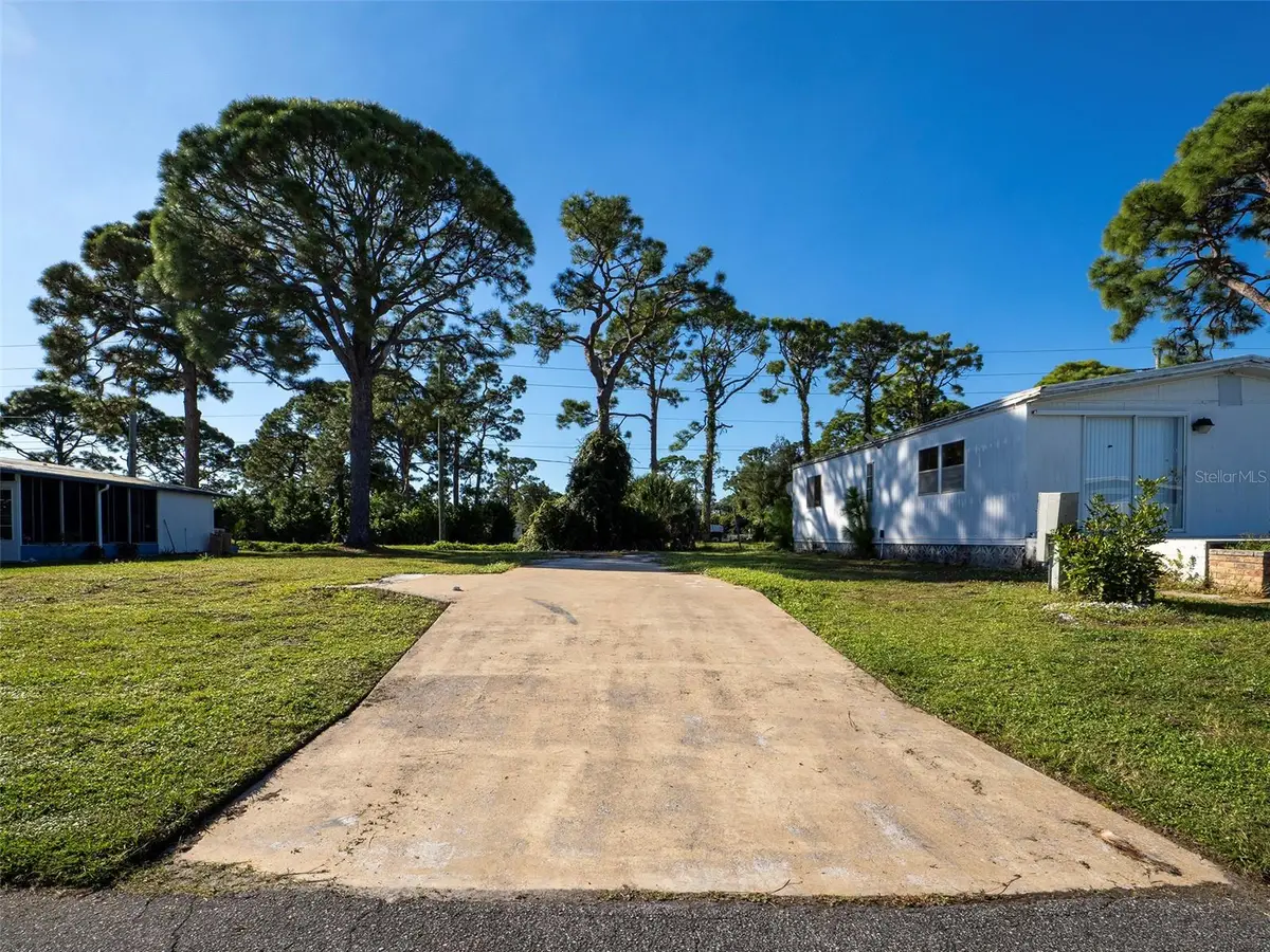 181 S Fiji Circle, Englewood, FL 34223 - #1