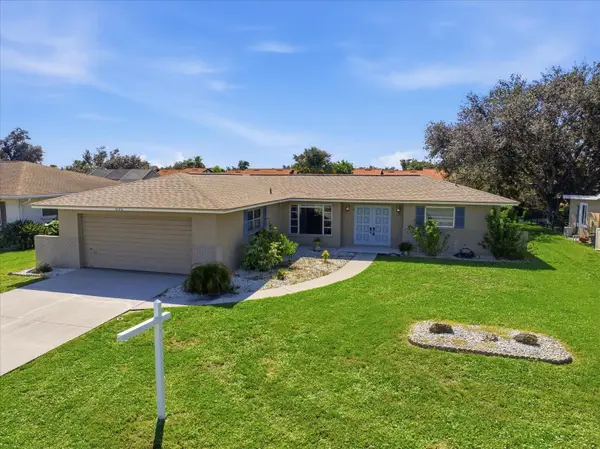 832 S Gondola Drive, VENICE, FL 34293
