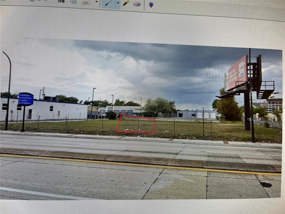 430 S Orange Blossom Trail Street, ORLANDO, FL 32805 BHGRE