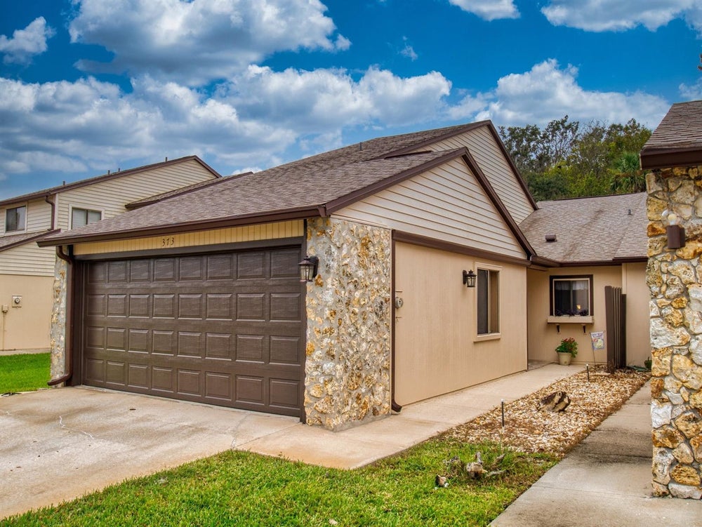 373 Castlewood Lane, NEW SMYRNA BEACH, FL 32168 BHGRE