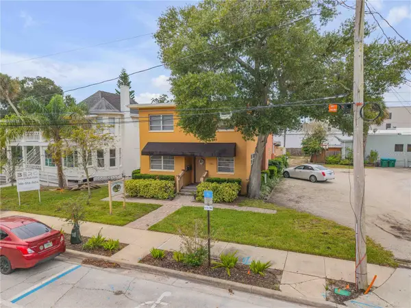 106 Live Oak Street, NEW SMYRNA BEACH, FL 32168