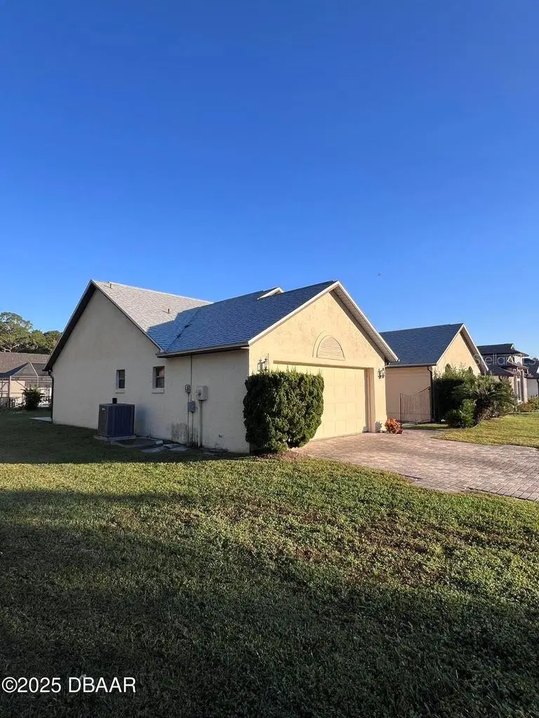 1392 Surrey Park Drive, Port Orange, FL 32128 - Image #2