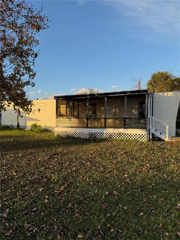 132 Center Street, OAK HILL, FL 32759