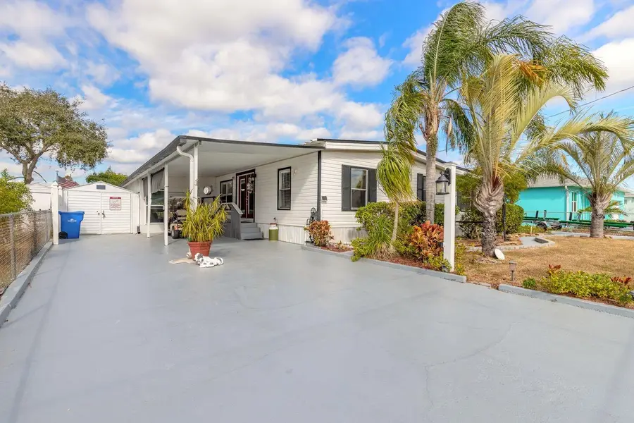 109 Douglas Street, Edgewater, FL 32141 - Image #2