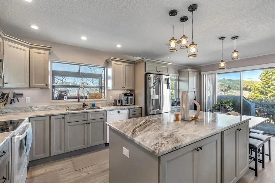 831 E 21st Avenue, New Smyrna Beach, FL 32169 - Image #3