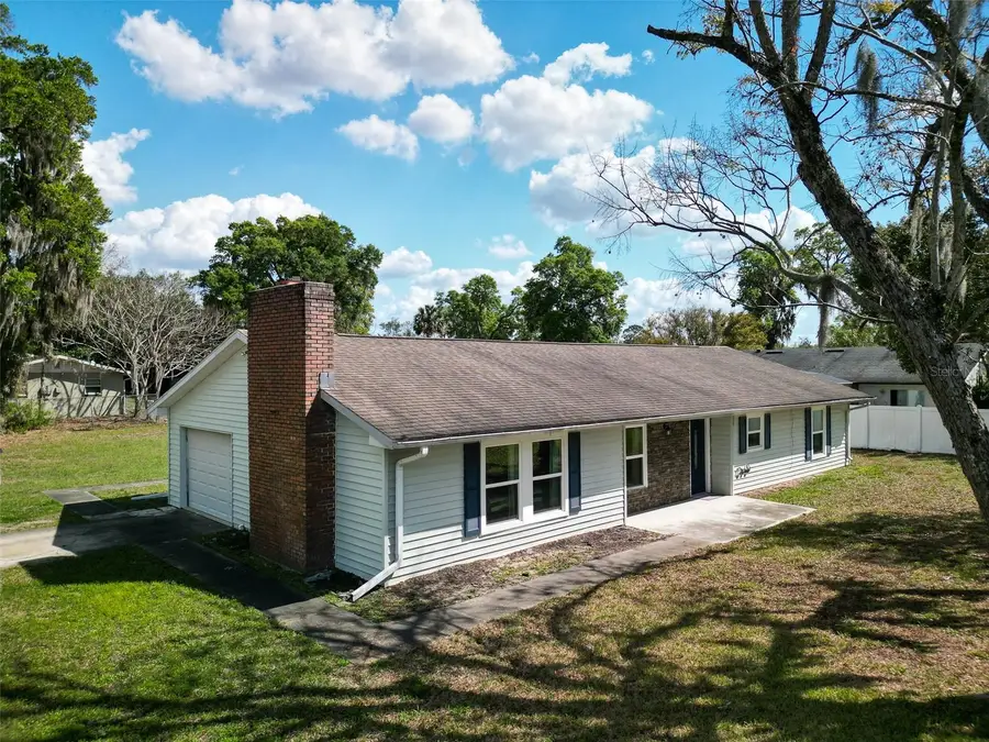 975 N Boston Avenue, Deland, FL 32724 - #3