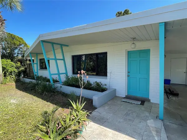 911 E 2nd Avenue, NEW SMYRNA BEACH, FL 32169