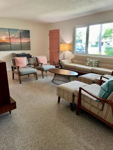 911 E 2nd Avenue, New Smyrna Beach, FL 32169 - #2