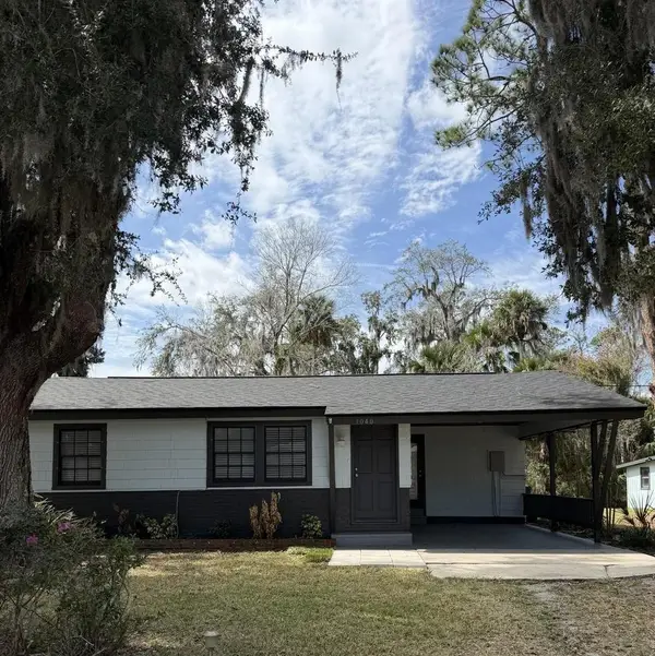 1040 B Street, NEW SMYRNA BEACH, FL 32168