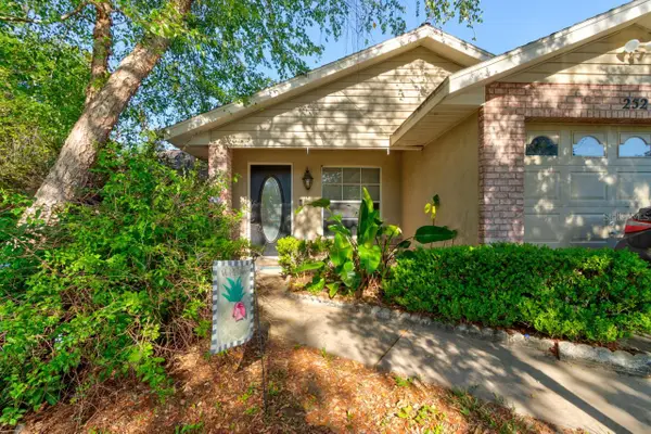 252 E Lancaster Avenue, ORANGE CITY, FL 32763