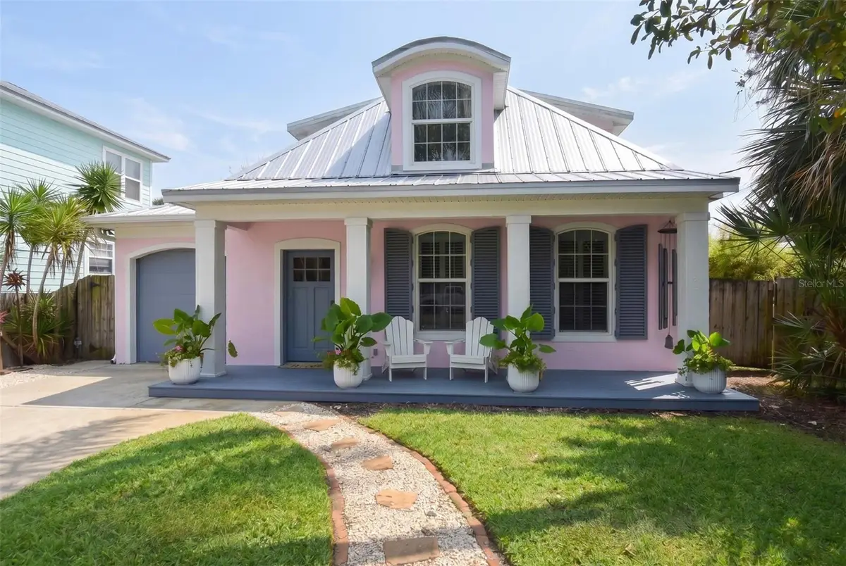 915 Maple Street, New Smyrna Beach, FL 32169 - #1