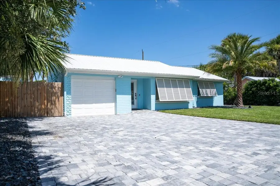 301 N Pine Street, New Smyrna Beach, FL 32169 - #3
