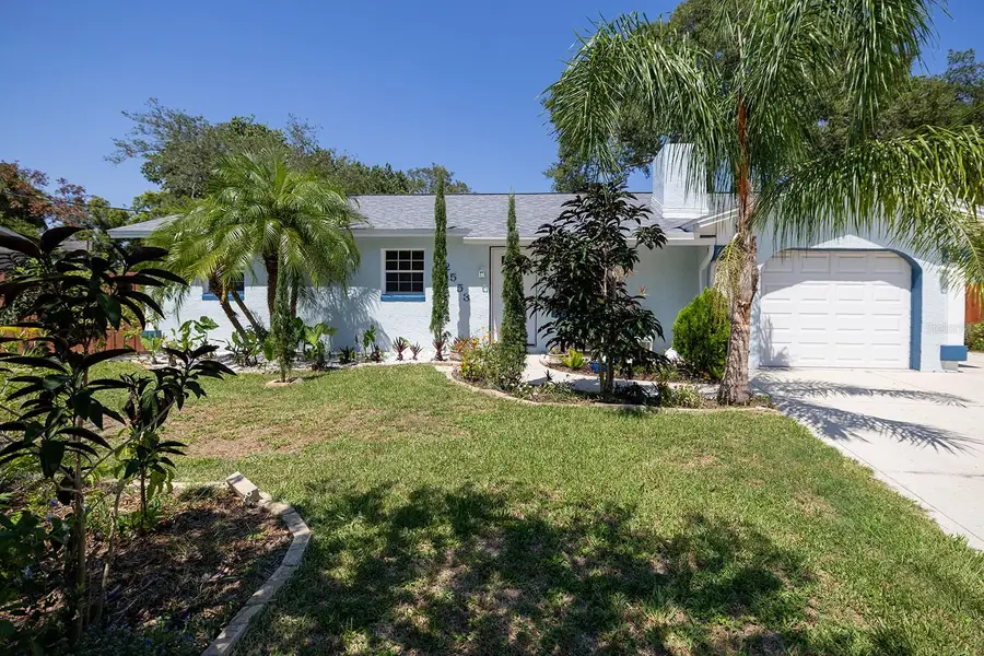 2553 Nordman Avenue, New Smyrna Beach, FL 32168 - #2