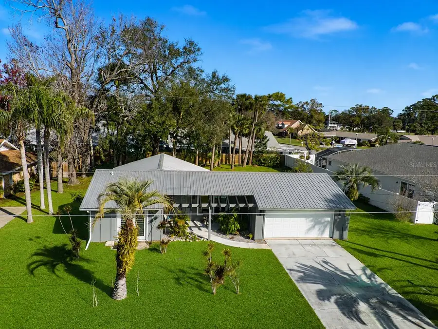 101 Sea Street, New Smyrna Beach, FL 32168 - #2