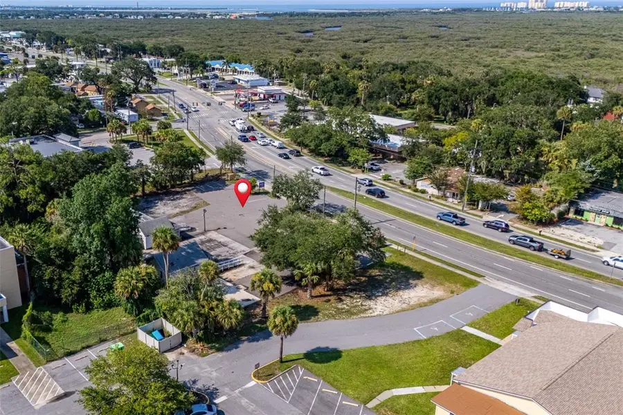 1042 N Dixie Freeway, New Smyrna Beach, FL 32168 - #3