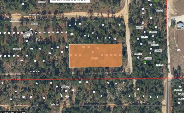 Se 10th St, INTERLACHEN, FL 32148
