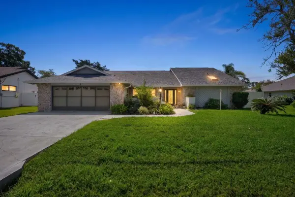 7 Folcroft Lane, PALM COAST, FL 32137