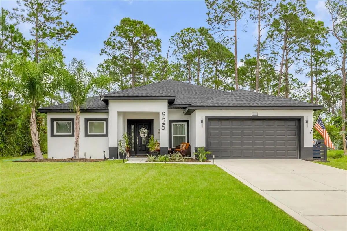 925 11th Avenue, Deland, FL 32724 - #1