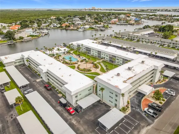 325 N Causeway #203, NEW SMYRNA BEACH, FL 32169