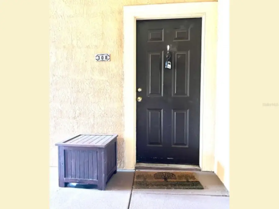 5560 Metrowest Blvd #308, Orlando, FL 32811 - Image #2