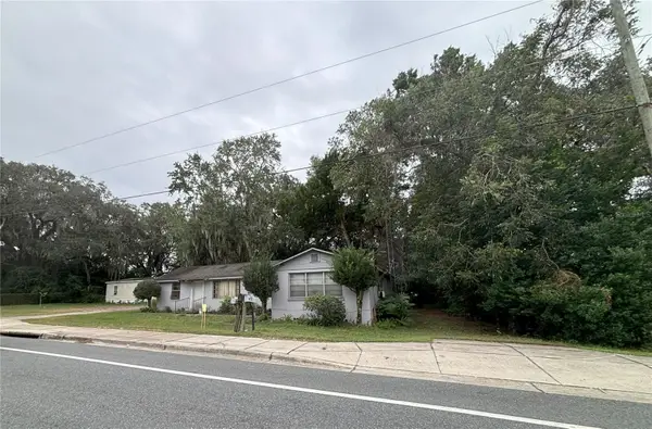 3745 E C 466, OXFORD, FL 34484