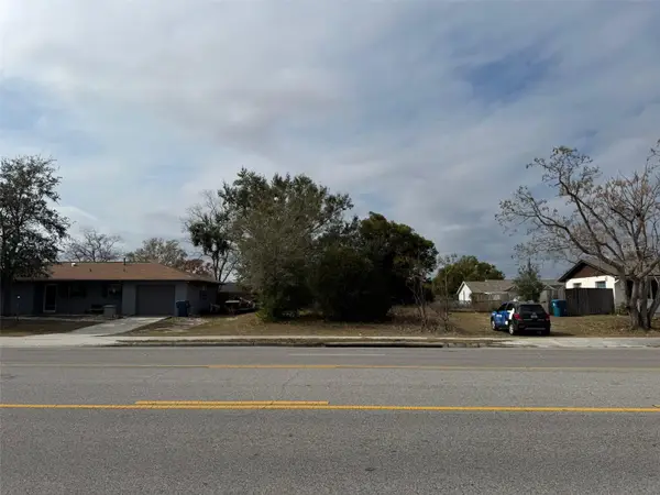 5483 Mariner Boulevard, SPRING HILL, FL 34609