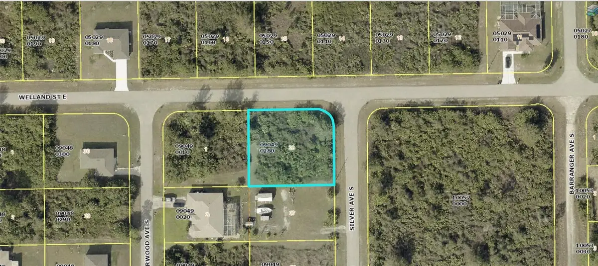 546 Silver Avenue S, Lehigh Acres, FL 33974 - Image #1