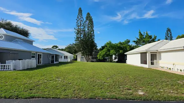 2035 Marlberry Court Ne, PALM BAY, FL 32905