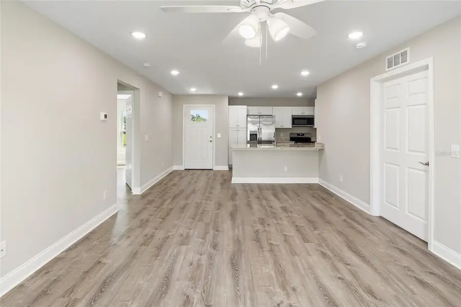 532 Central Avenue, Frostproof, FL 33843 - Image #3