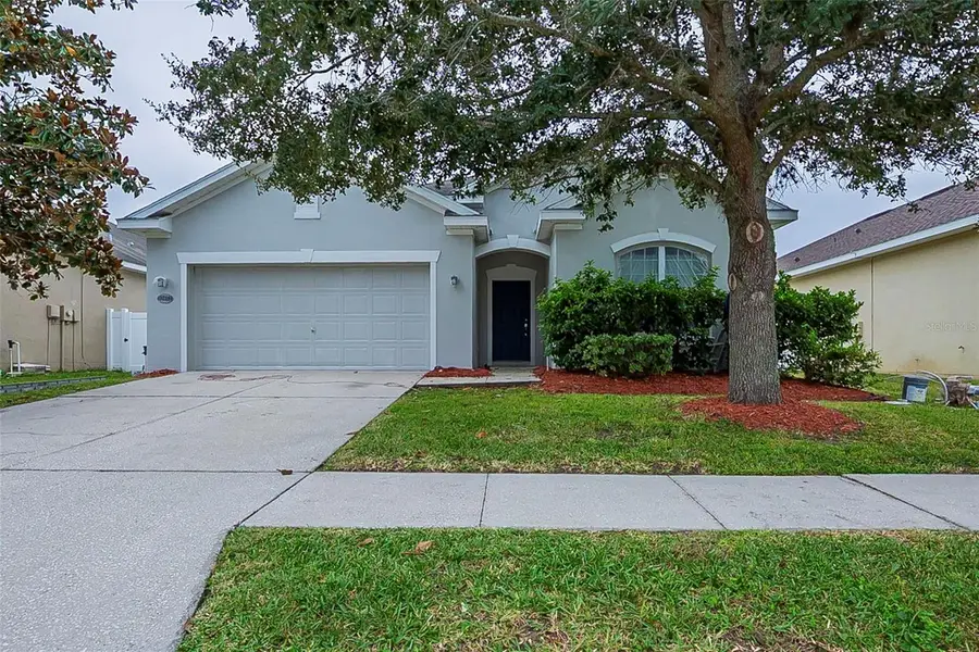 30652 Palmerston Place, Wesley Chapel, FL 33545 - Image #2