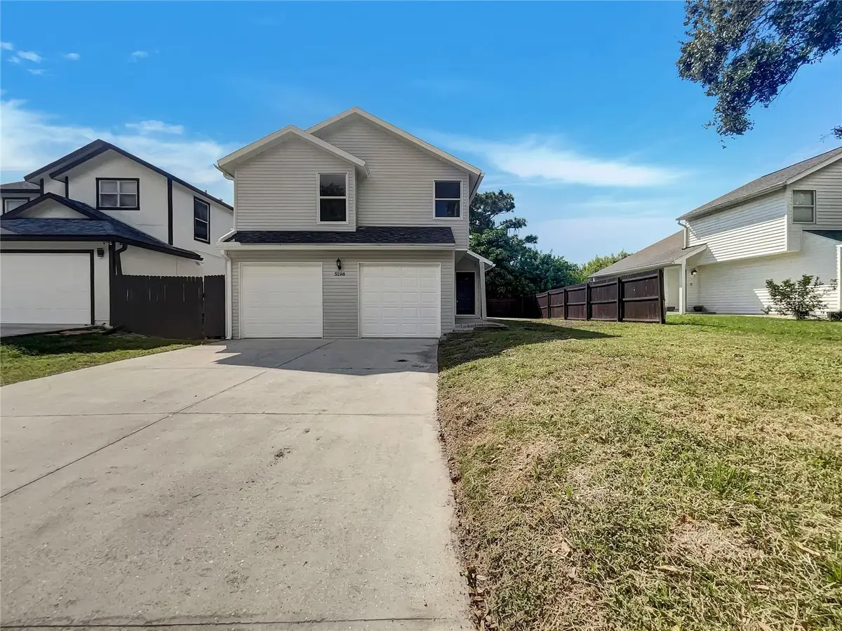 5198 Moeller Avenue, Sarasota, FL 34233 - Image #1