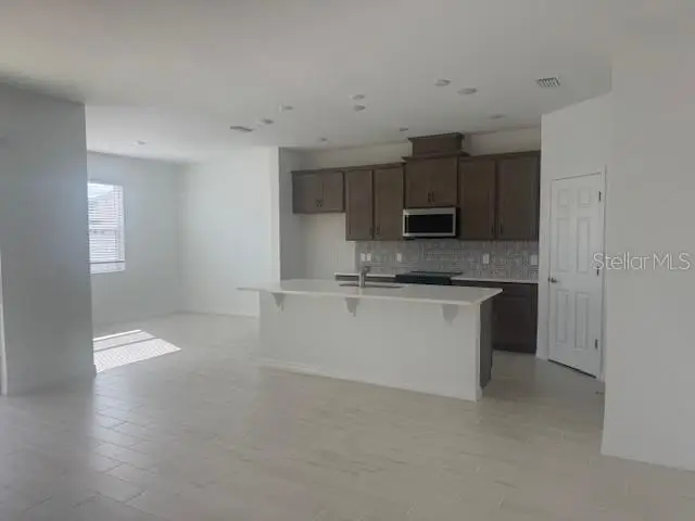 5478 Hanover Square Drive, Saint Cloud, FL 34771 - Image #2