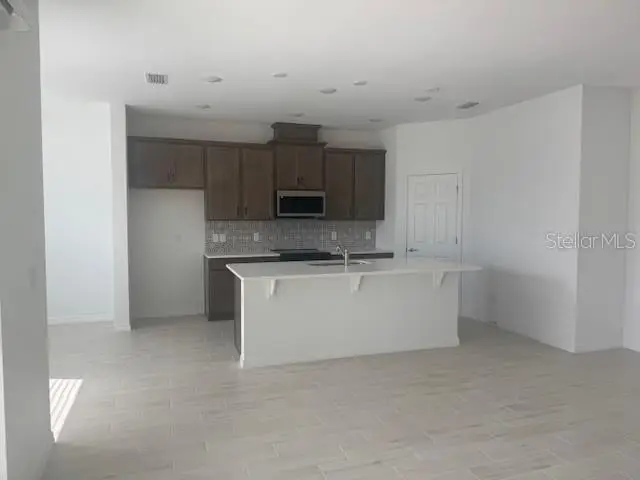 5478 Hanover Square Drive, Saint Cloud, FL 34771 - Image #3