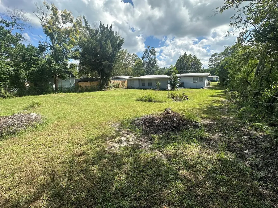 541 E 3rd Street, Chuluota, FL 32766 - Image #2