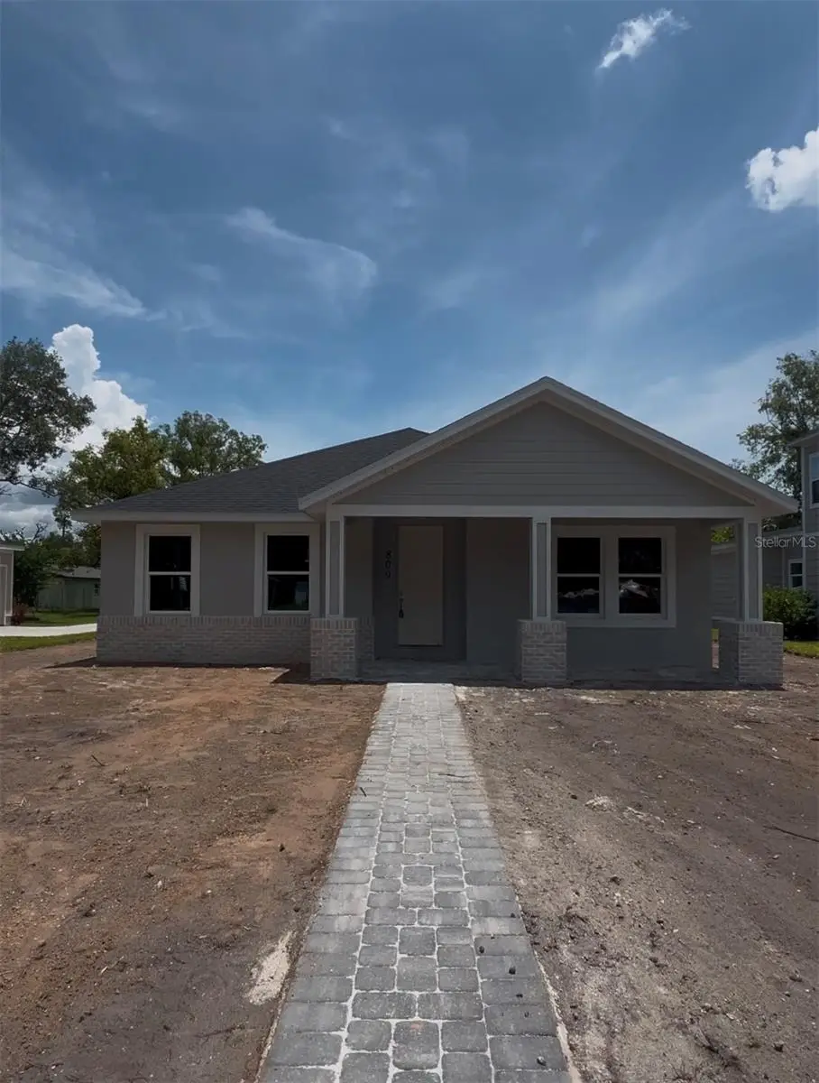 809 S Locust Avenue, Sanford, FL 32771 - Image #1