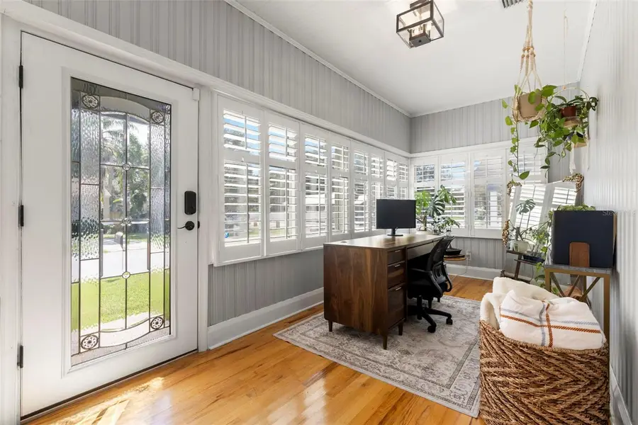 209 W Alva Street, Tampa, FL 33603 - Image #2