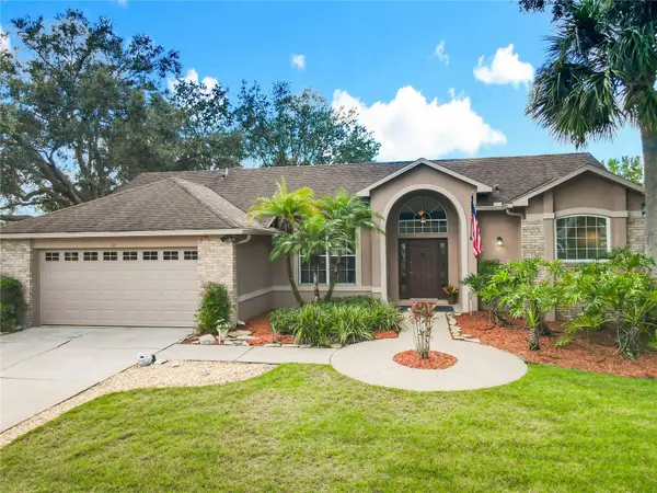 111 Bluebrook Court, OVIEDO, FL 32766