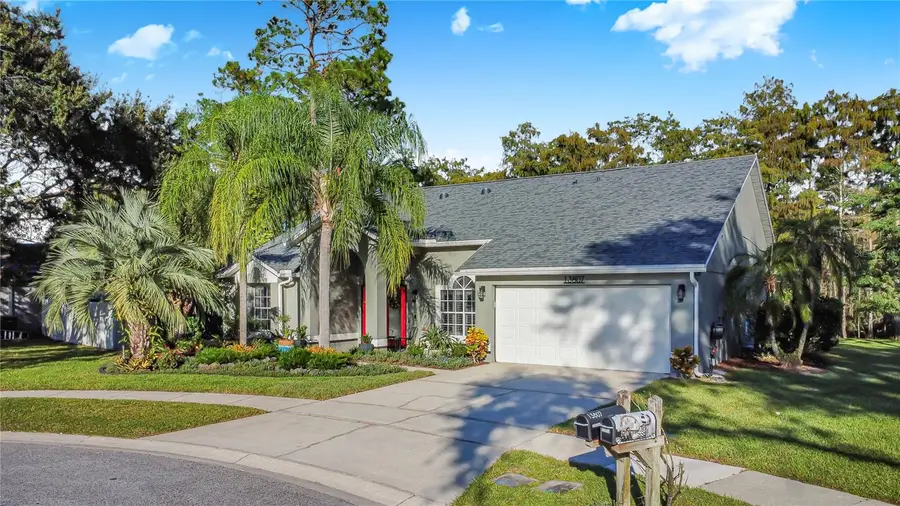 13807 Forestside Court, Orlando, FL 32826 - Image #3