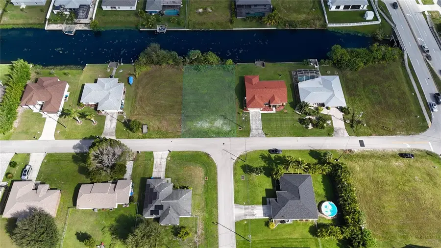 633 SE 2nd Street, Cape Coral, FL 33990 - Image #2