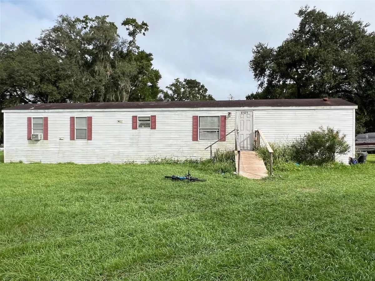 37321 Phelps Road, Zephyrhills, FL 33541 - Image #1