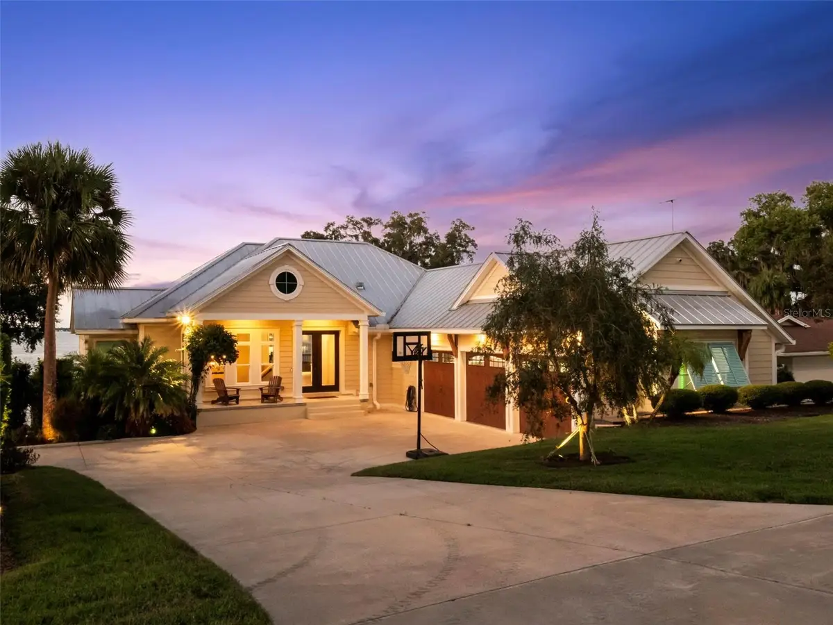 12943 SE Sunset Harbor Road, Weirsdale, FL 32195 - Image #1