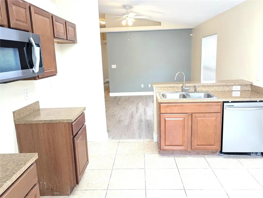 191 Dahlia Village Circle #GE, Orlando, FL 32807 - Image #3