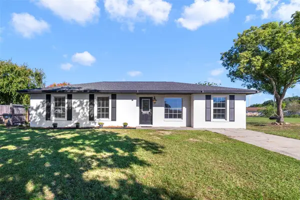 36341 Terra Court, GRAND ISLAND, FL 32735