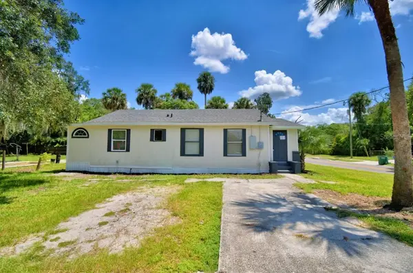 1104 E 8th Street, SANFORD, FL 32771