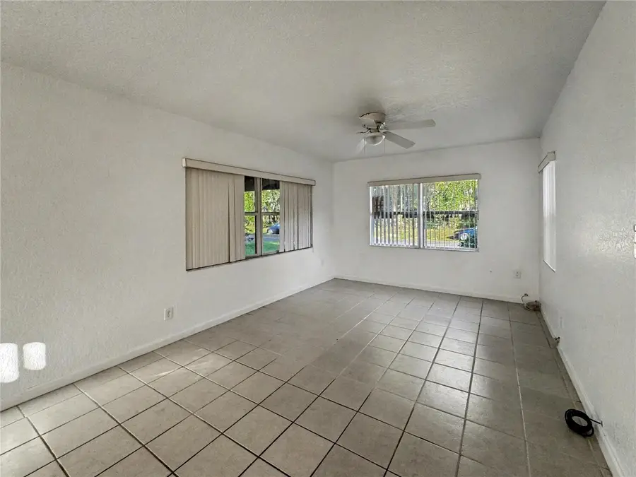 612 Kensington Street, Eustis, FL 32726 - Image #3