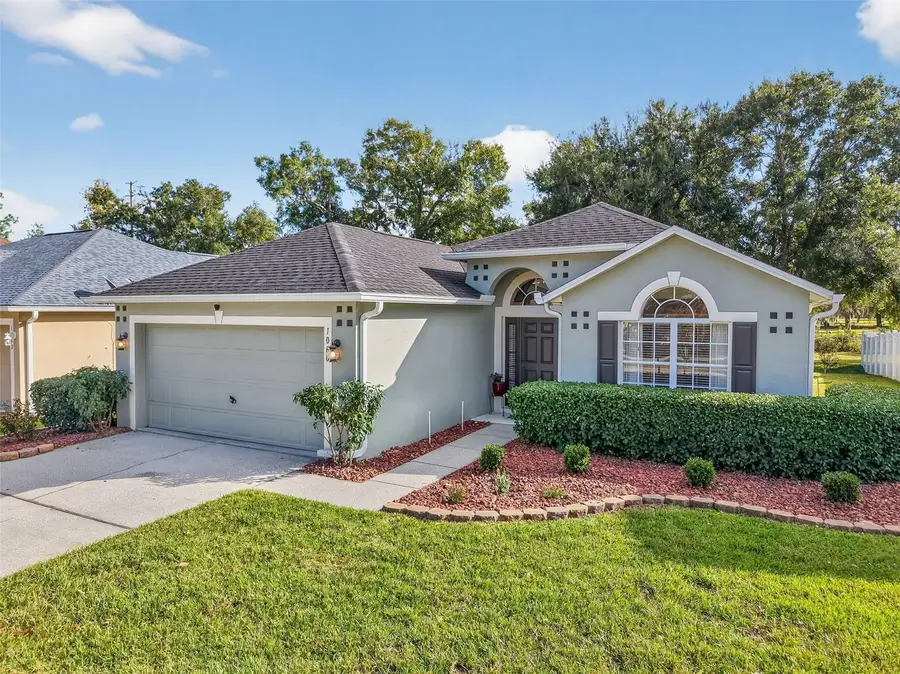 1060 Osprey Cove Circle, Groveland, FL 34736 - Image #3