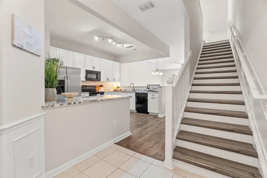 2864 Polana St #106, Orlando, FL 32835 - Image #2