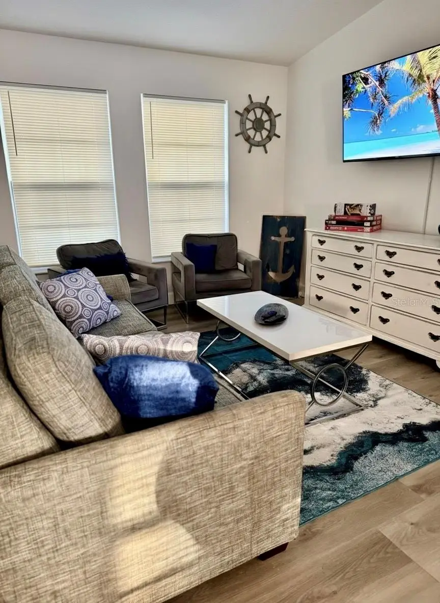 6320 Cedar Street Ne, Saint Petersburg, FL 33702 - Image #3